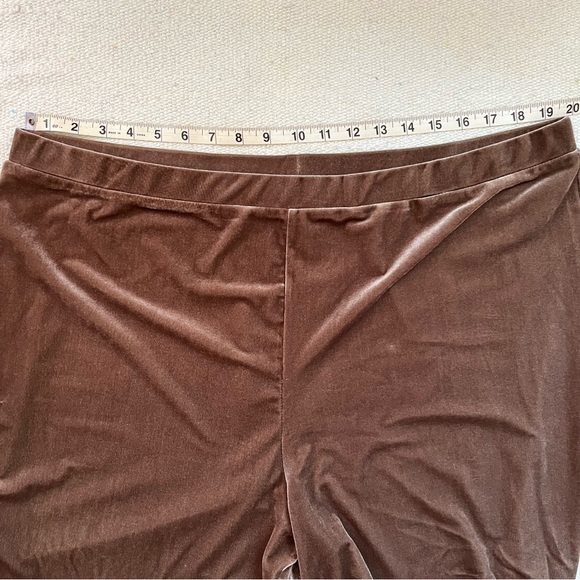 ASOS Design Curve velvet flares in mink • Size 18 • gold brown casual pants - Picture 5 of 12